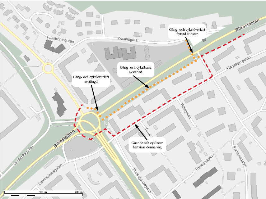 En karta visar Bifrostgatan. En orange markering visar var cykelvägen är avstängd och en röd visar var omledningsväg finns.