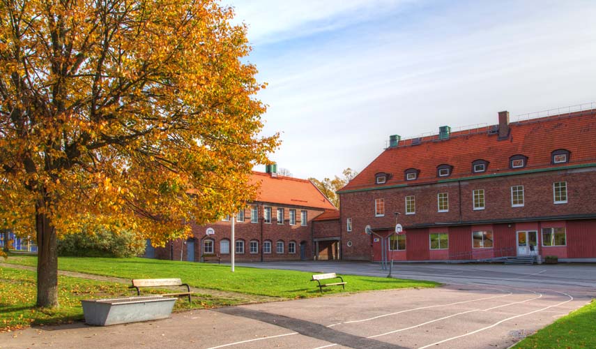 Kvarnbyskolans skolgård. Foto: Erik Frenberg